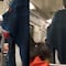 VIDEO: Pelea en el Metro CDMX parece escena del Titanic; el músico siguió cantando hasta el final