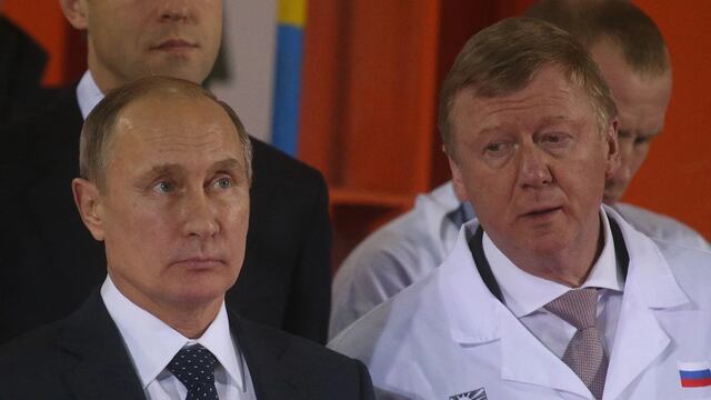Vladímir Putin y Anatoli Chubáis