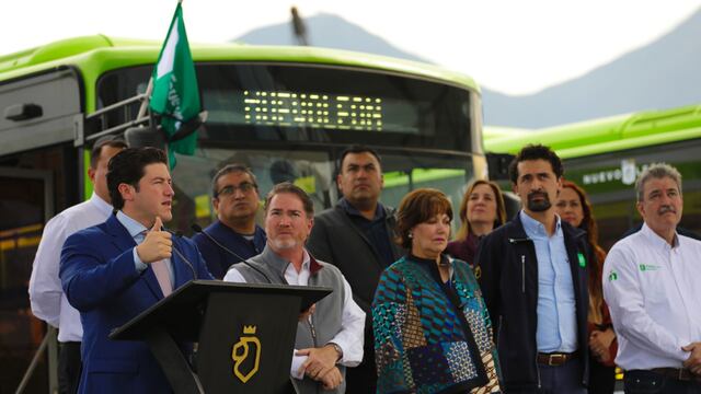 El gobernador de Nuevo León, Samuel García retomó su cargo con un acto público donde inauguró flotilla de autobuses urbanos que operarán en la zona metropolitana de Monterrey