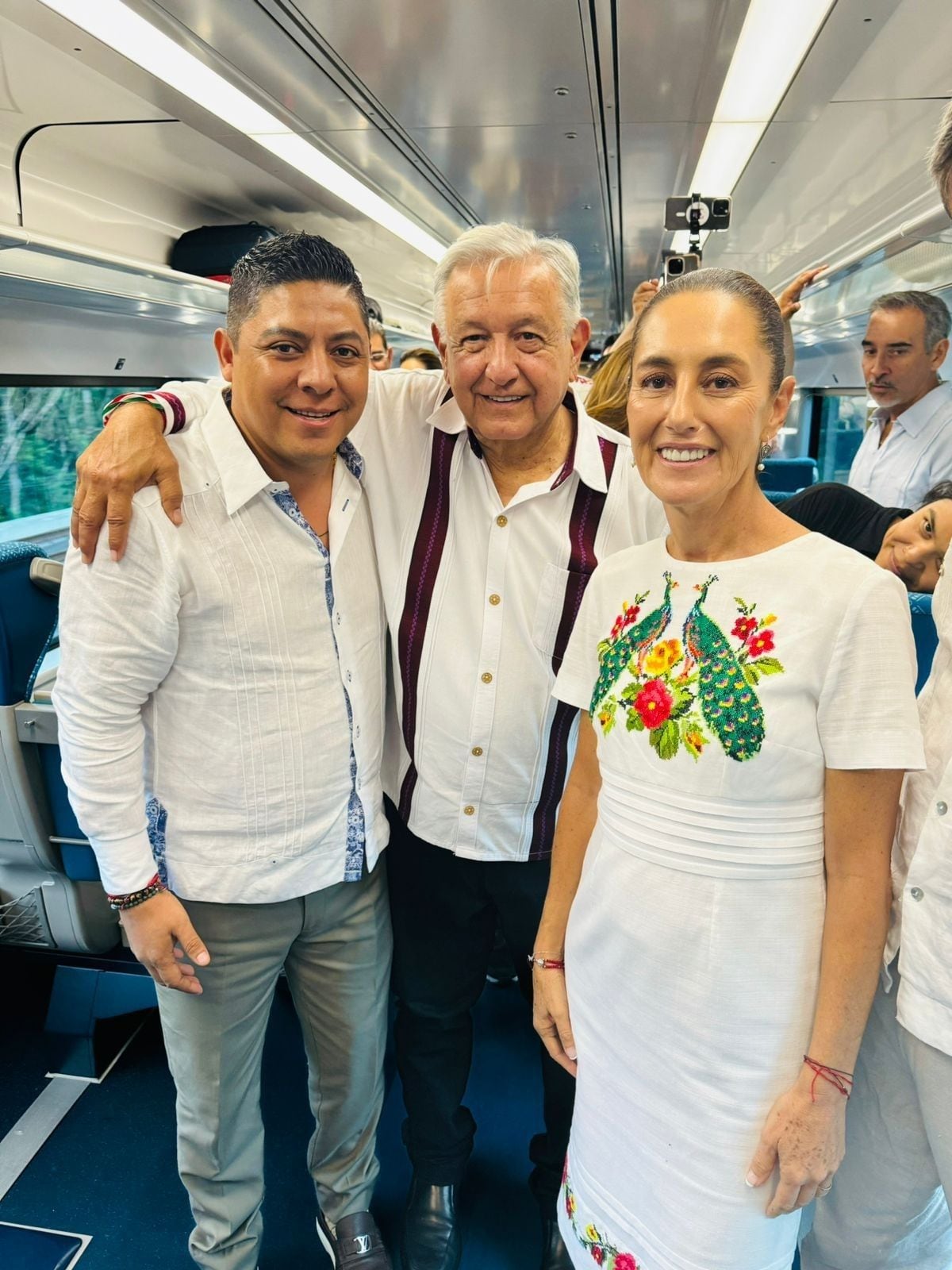 Ricardo Gallardo acompañó a AMLO y Claudia Sheinbaum