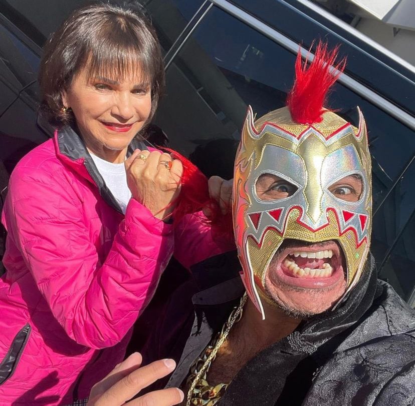 Pati Chapoy y el Escorpión Dorado