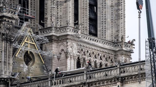 Continúa remodelación en catedral de Notre Dame tras incendio