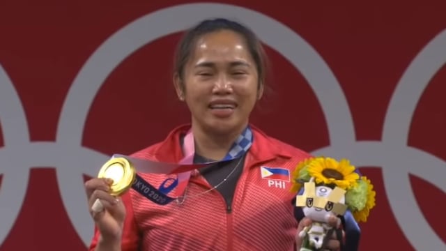 Hidilyn Diaz gana oro para Filipinas