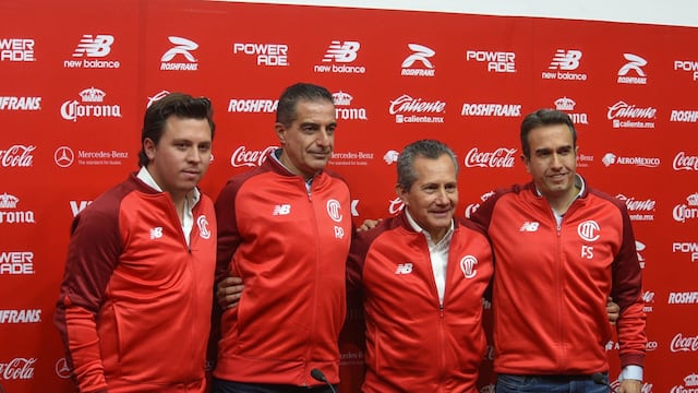 Santiago San Román (izquierda)