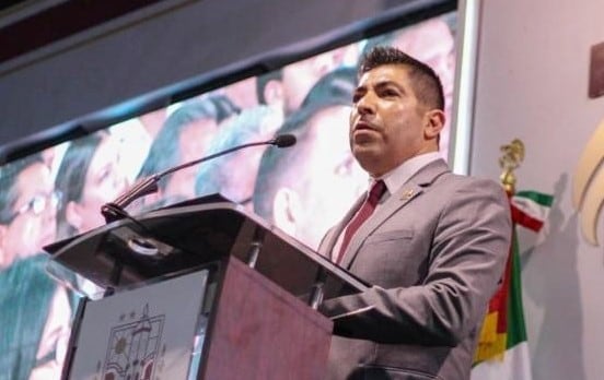 Armando Ayala, senador de Morena