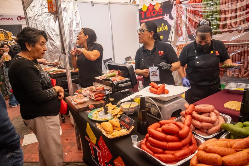 Chorizo Fest 2026 reúne a cientos de familias en Toluca para celebrar el Día del Padre.