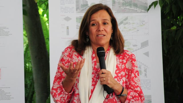 Margarita Zavala ya no busca la presidencia de México pero si la reelección como diputada