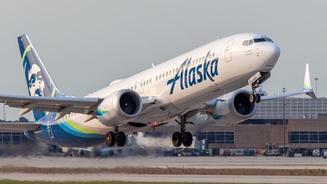 AVIÓN BOEING B737MAX