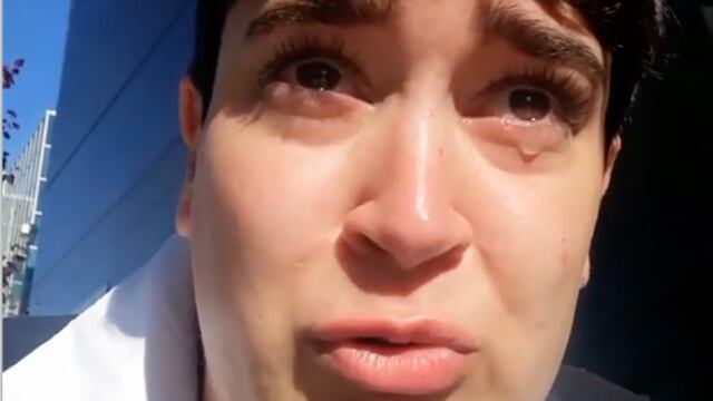 Alba Nevado, azafata