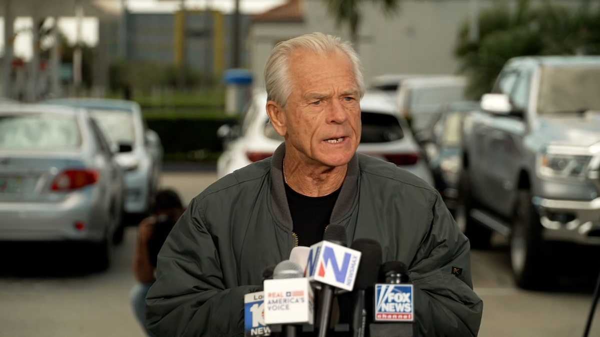 ¿Quién es Peter Navarro?