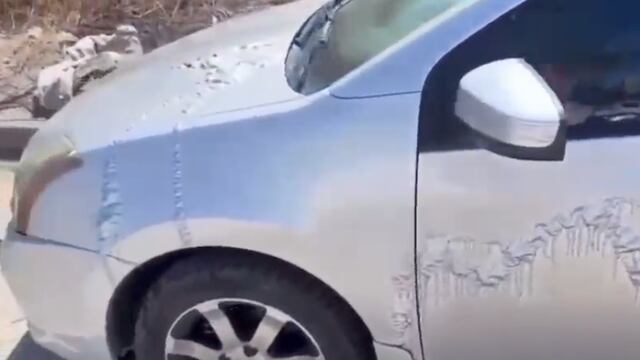 Rocían con líquido para frenos a 8 carros en Hermosillo