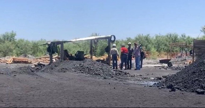 Labores de rescate de mineros atrapados Sabinas Coahuila