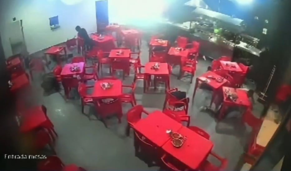 Identifican a tiradores que atacaron a primos de Alfredo Olivas en taquería de Zapopan