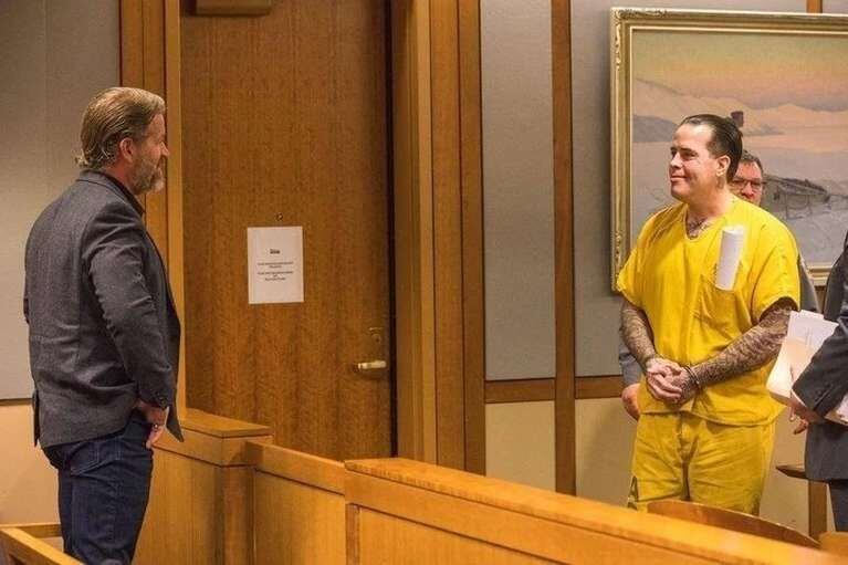 Él es Jason Vukovich, mejor conocido como el "Avenger de Alaska"