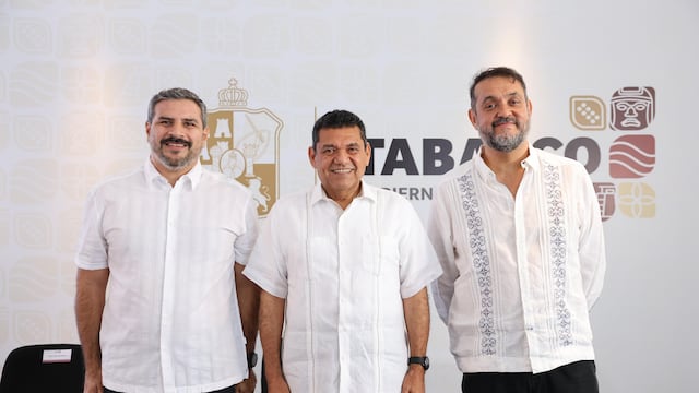 Javier May llama a vacunarse contra influenza y COVID-19 en Tabasco