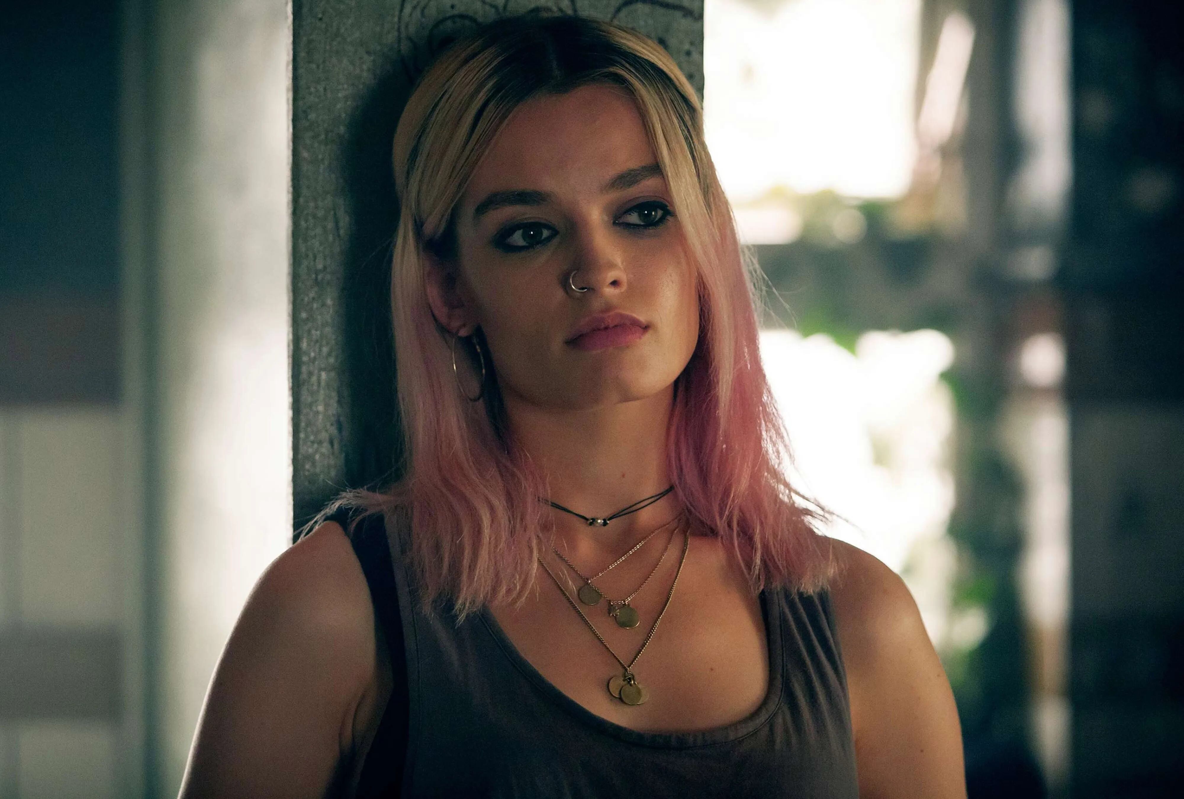 Emma Mackey en Sex Education