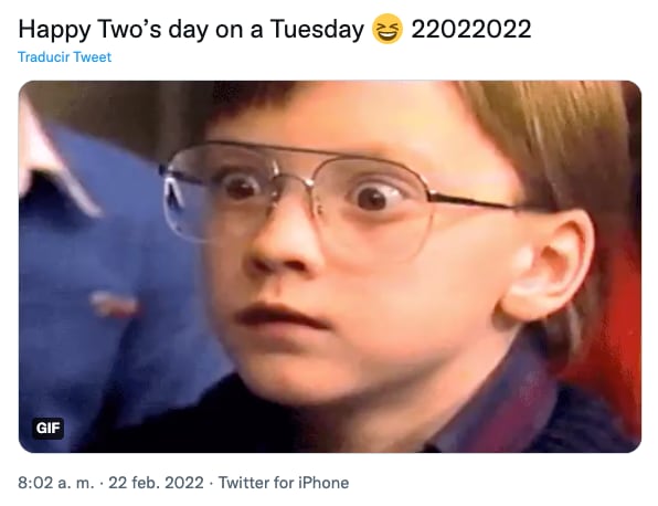 Meme por la fecha capicúa 22022022