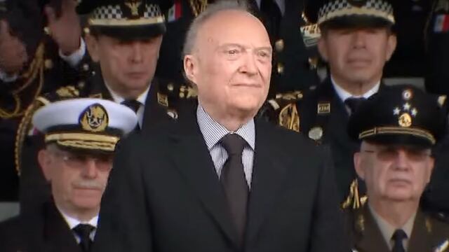 Fiscal Alejandro Gertz Manero reaparece en público junto a AMLO en ceremonia por 5to aniversario de la Guardia Nacional