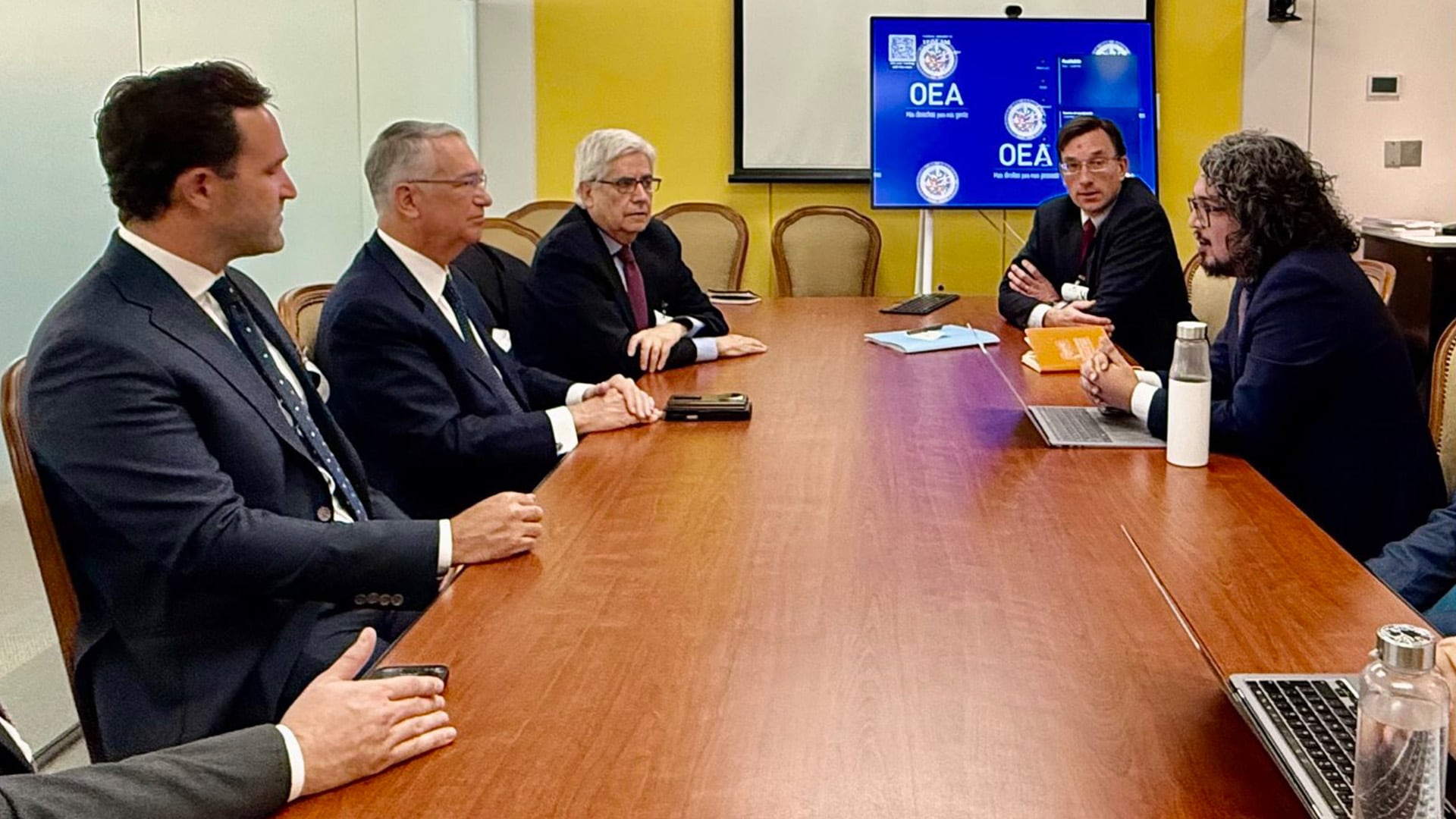 Ricardo Salinas Pliego presenta denuncia ante la CIDH contra México