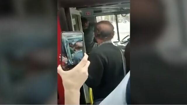 Golpean a conductor Metrobus