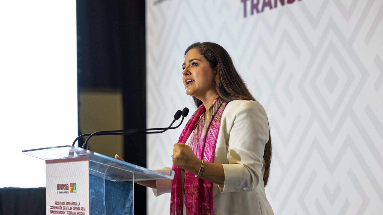 Celida López formalizó su registro para la Coordinación Estatal de la Defensa de la Transformación en Sonora