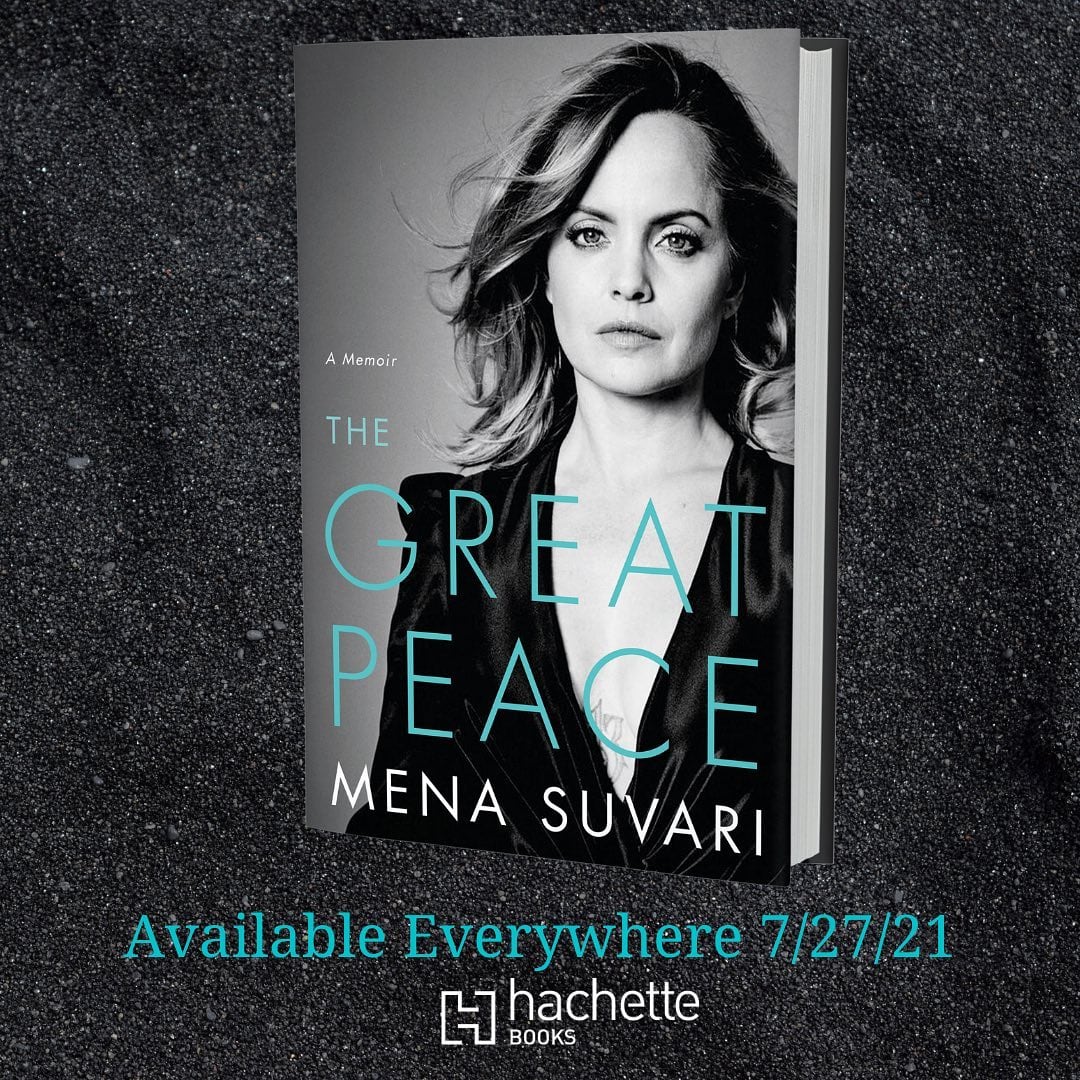 Libro de Mena Suvari