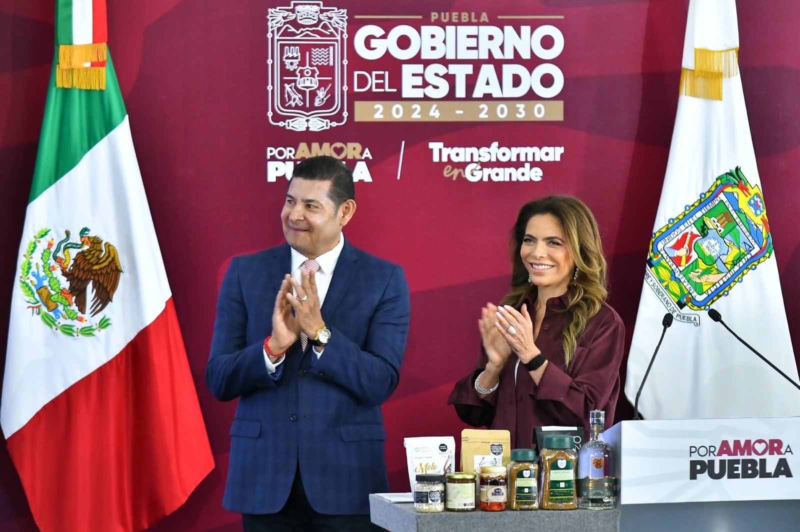 Lotería Nacional presenta billete conmemorativo de Puebla