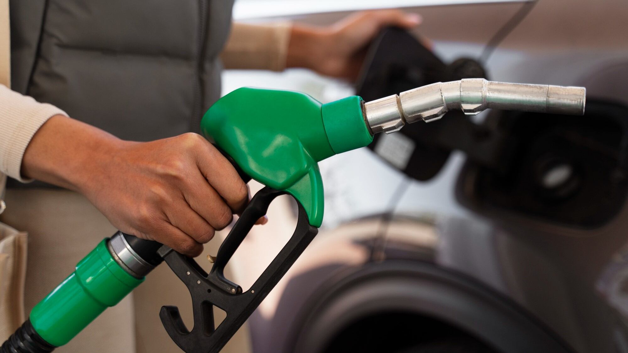 Tips para reducir el consumo de gasolina de tu auto