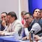 A Javier Lozano le llovió por todos lados tras participar en velada por los desaparecidos en el Zócalo