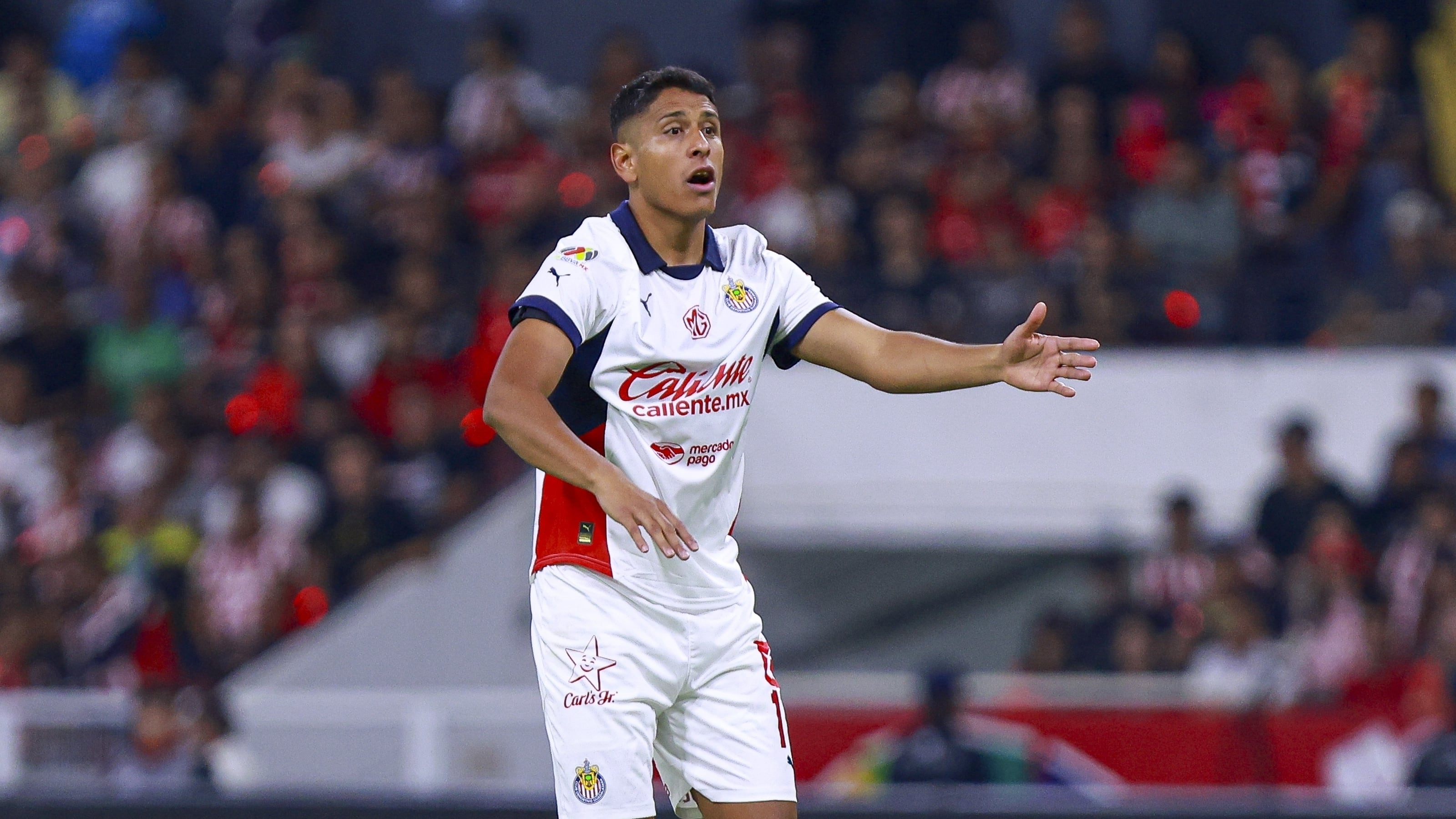 Luis Romo, jugador de Chivas y la Selección Mexicana