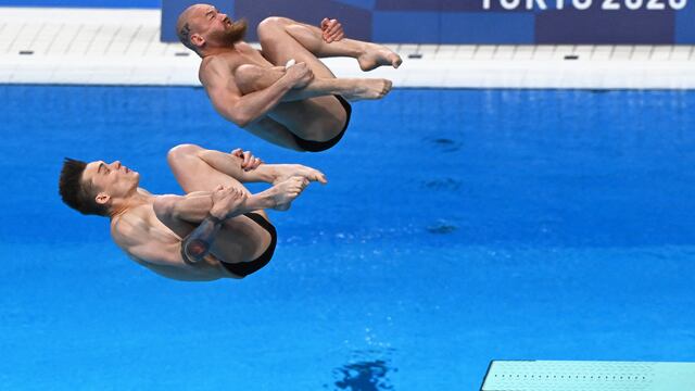 Evgenii Kuznetsov y Nikita Shleikher