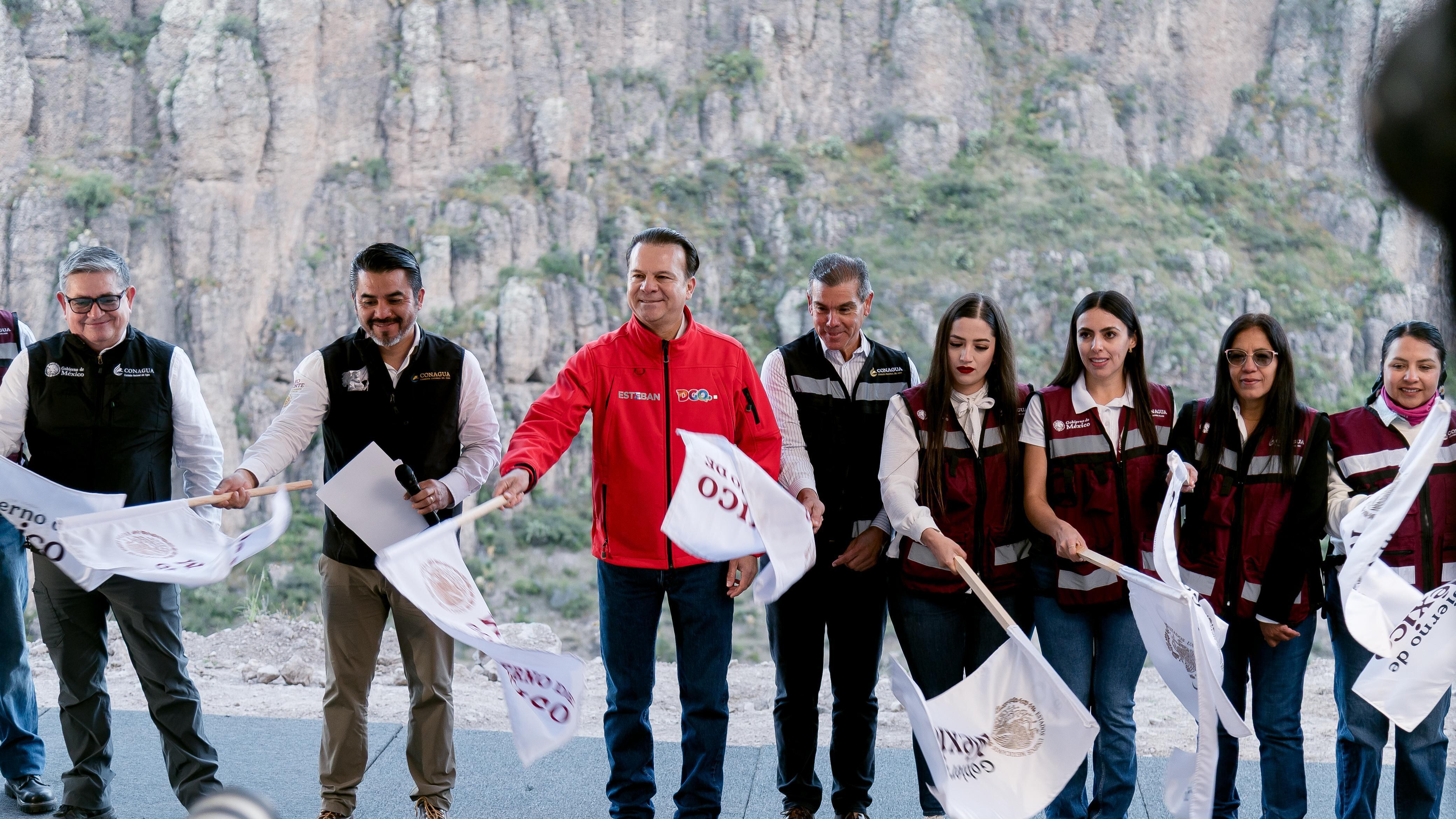 Esteban Villegas inicia la construcción de la Presa Tunal II