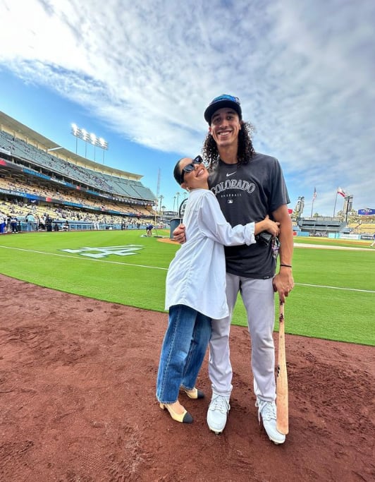 Vanessa Hudgens y Cole Tucker