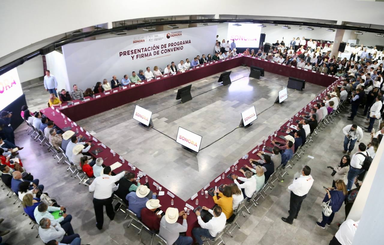 Juntas de Alfonso Durazo en Sonora