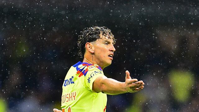 Igor Lichnovsky con América.