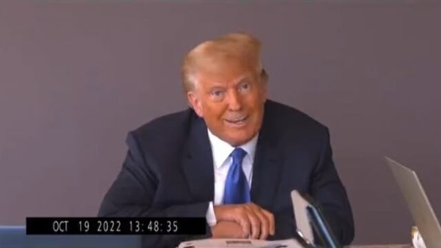 Video Donald Trump en juicio por supuesta violación