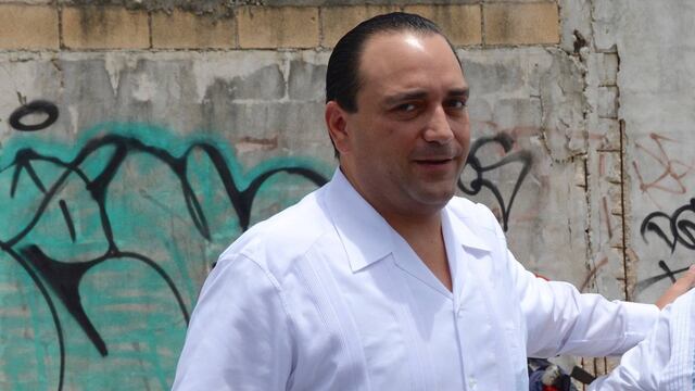 Roberto Borge. Retiro de escoltas.