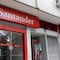 Santander anuncia cierre de sucursales y despido de empleados: Esto se sabe