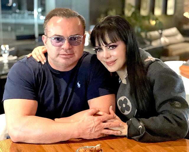 Marco Chacón y Maribel Guardia.