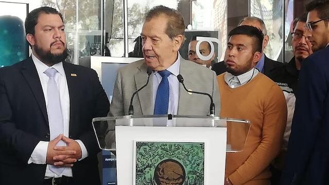 Porfirio Muñoz Ledo, celebra su cumpleaños 86 con críticas a política migratoria