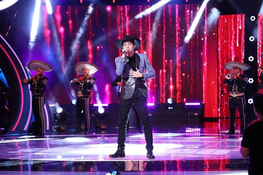¿Fraude? Santiago Domínguez de La Academia es cercano a la farándula de TV Azteca