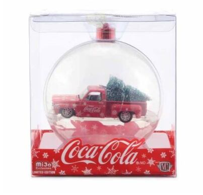 Esferas navideñas Coca Cola 2024 en AutoZone