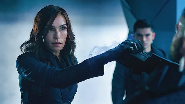 Famke Jenssen en la película de Los Caballeros del Zodiaco live action