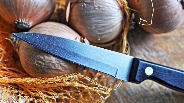 Corta cebolla con este hack de cocina