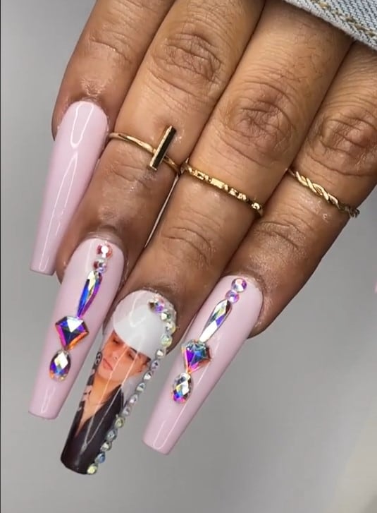 Uñas con diseño de Eduin Caz