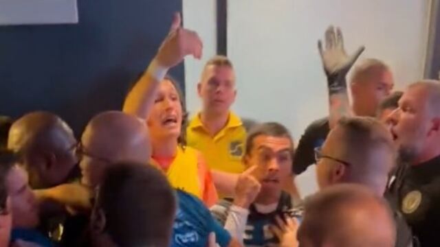 Los jugadores del Querétaro FC estuvieron cerca de desatar una pelea con algunos aficionados del Philadelphia Union.