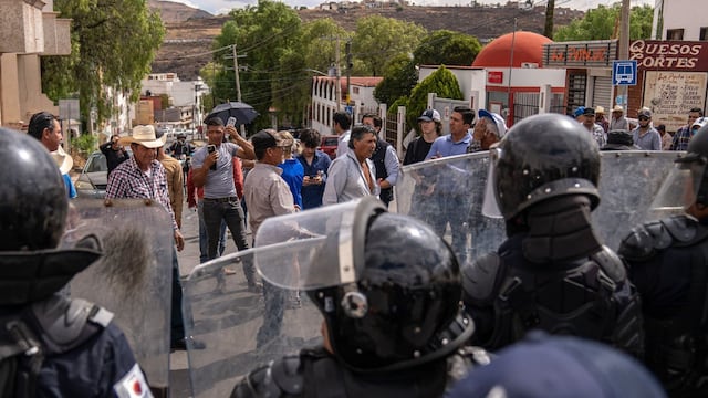 Productores de frijol protestan por tercer día consecutivo en Zacatecas