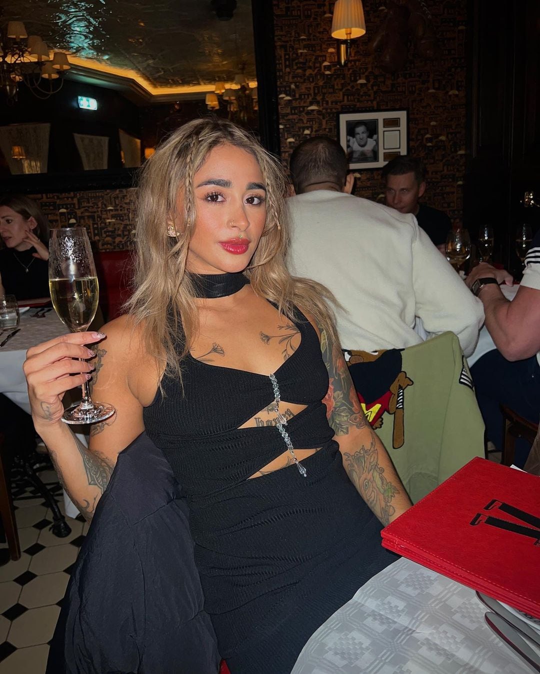 Cinthya Velázquez, Lenguas de Gato, influencer.