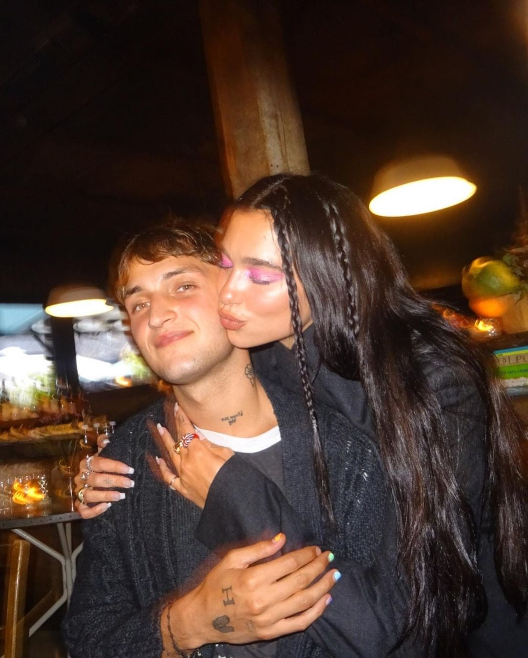 Dua Lipa y Anwar Hadid