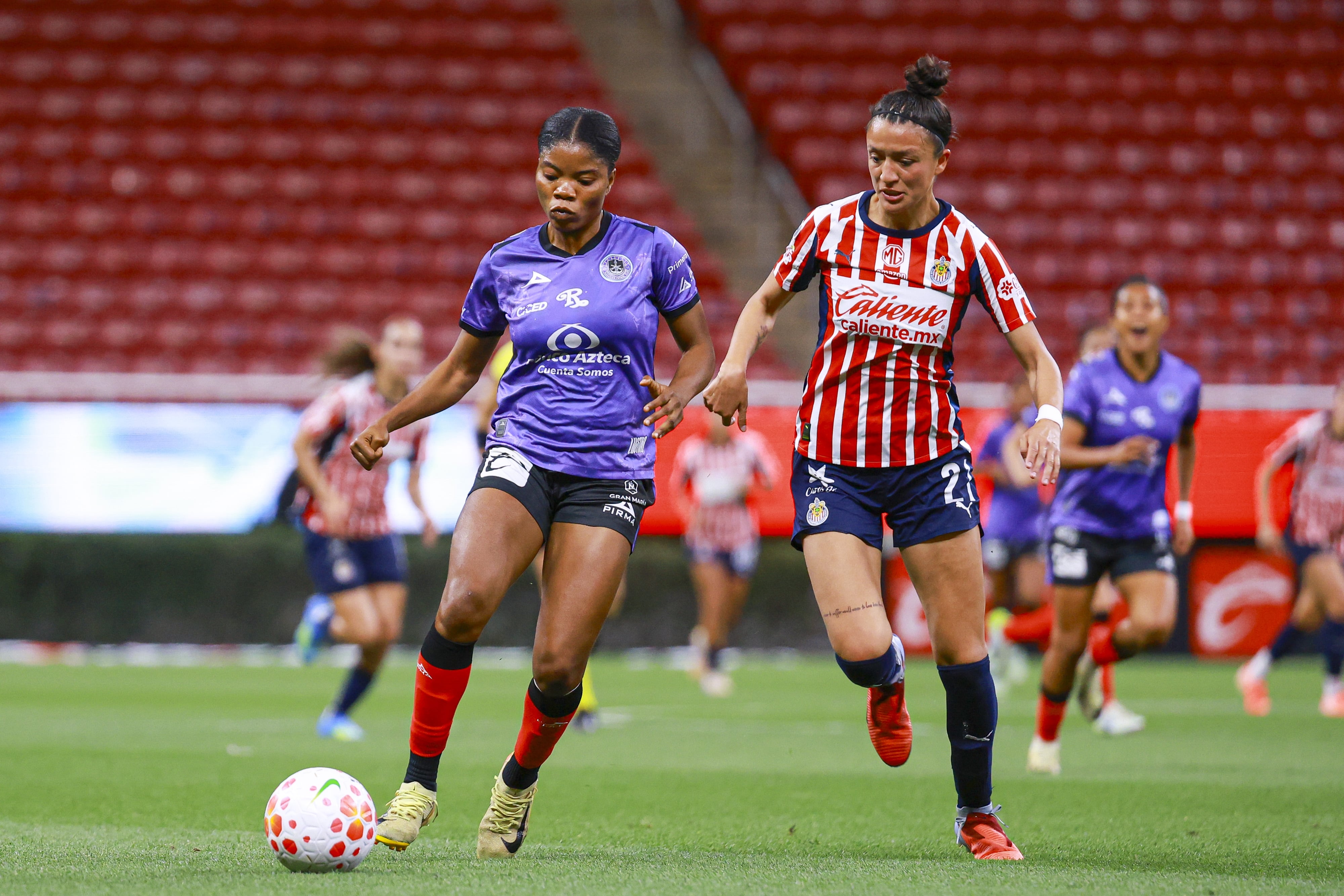 Chivas vence a Mazatlán y sube posiciones en la Liga MX Femenil.